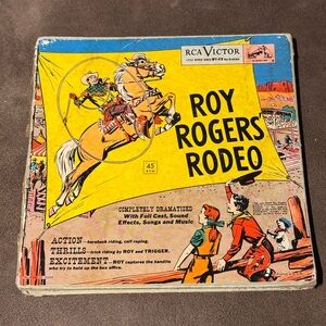 Rare Roy Rogers Book & record about “Little nipper“ sang & told by Roy Roger’s.